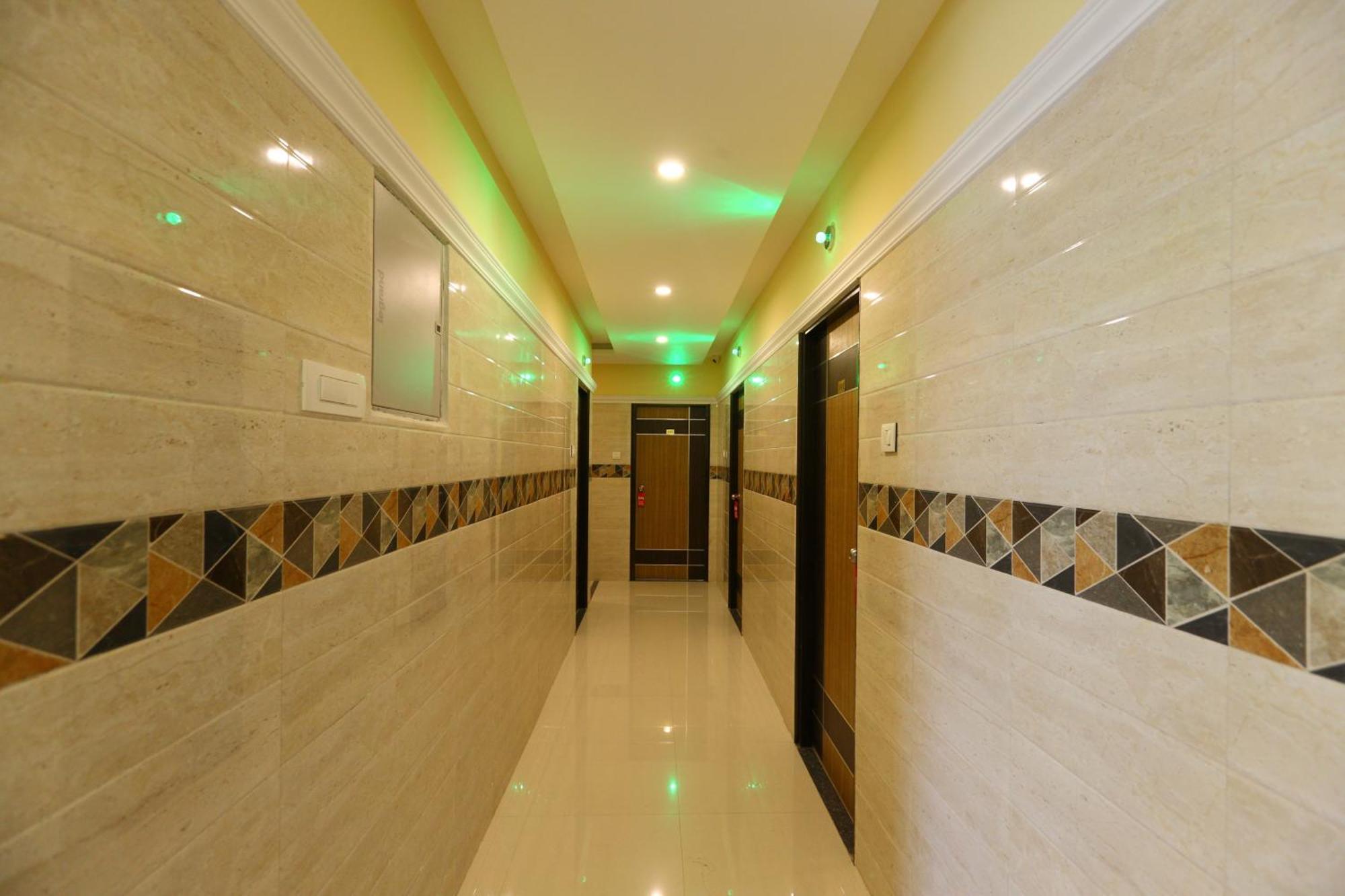 Hotel Salbala Inn - Near Airport Madras Buitenkant foto