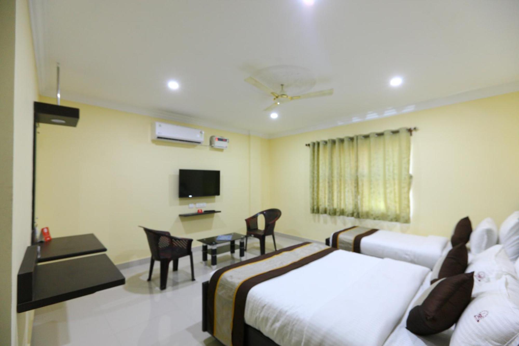 Hotel Salbala Inn - Near Airport Madras Buitenkant foto