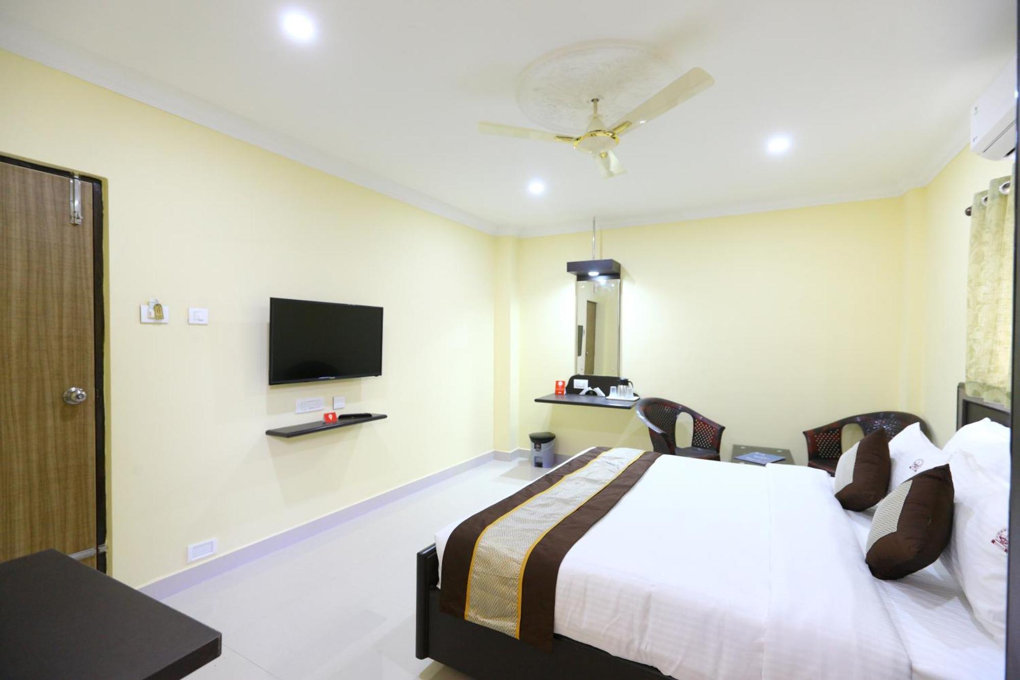 Hotel Salbala Inn - Near Airport Madras Buitenkant foto