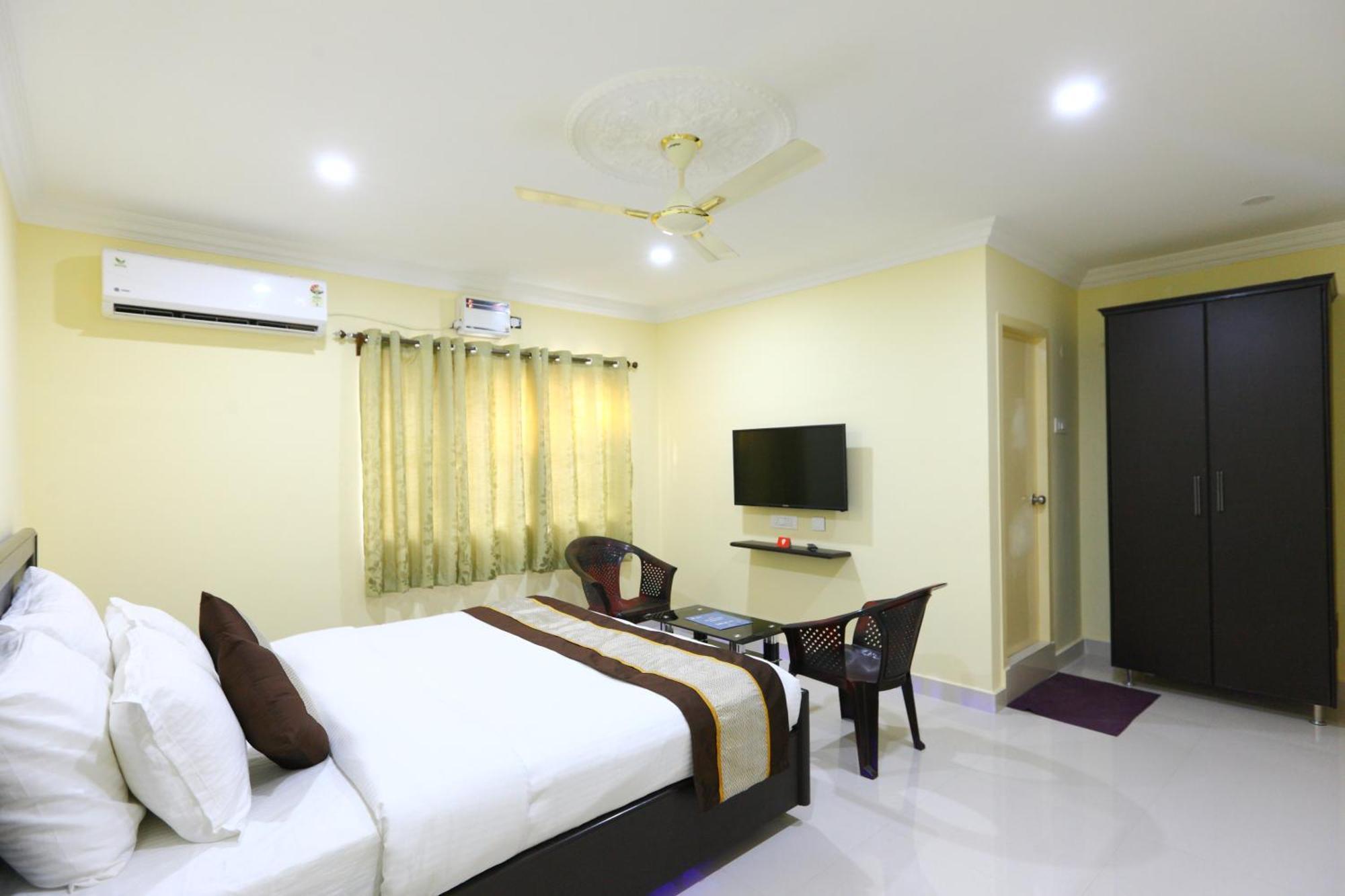 Hotel Salbala Inn - Near Airport Madras Buitenkant foto