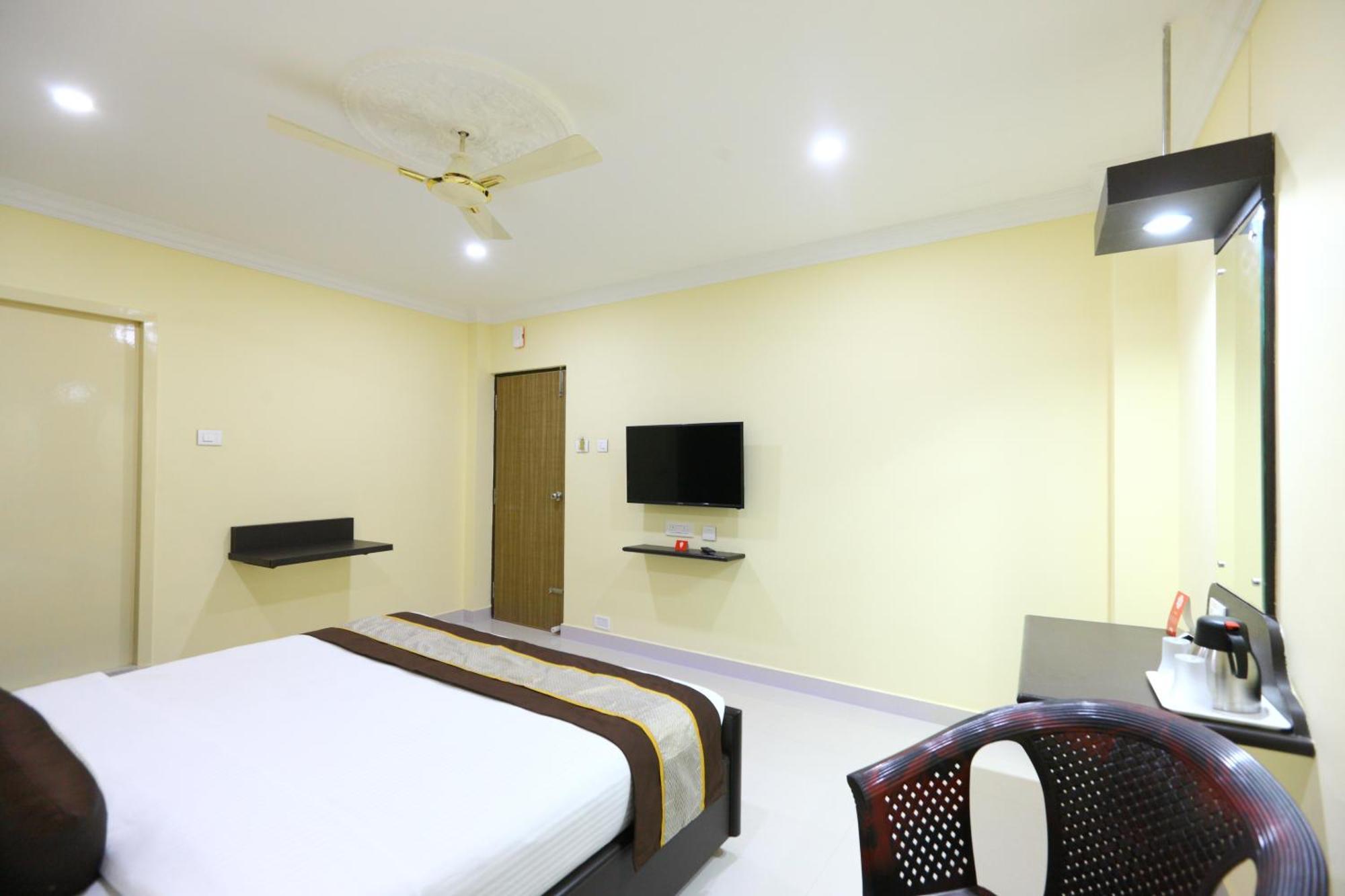 Hotel Salbala Inn - Near Airport Madras Buitenkant foto