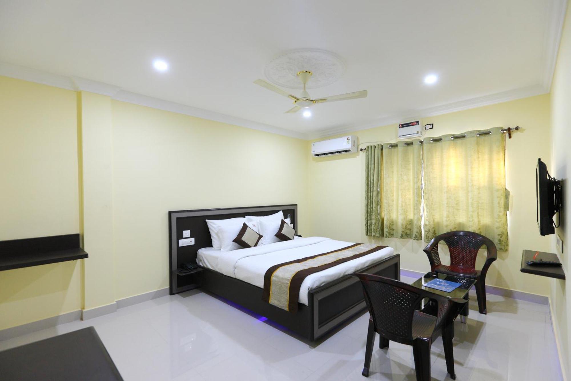 Hotel Salbala Inn - Near Airport Madras Buitenkant foto