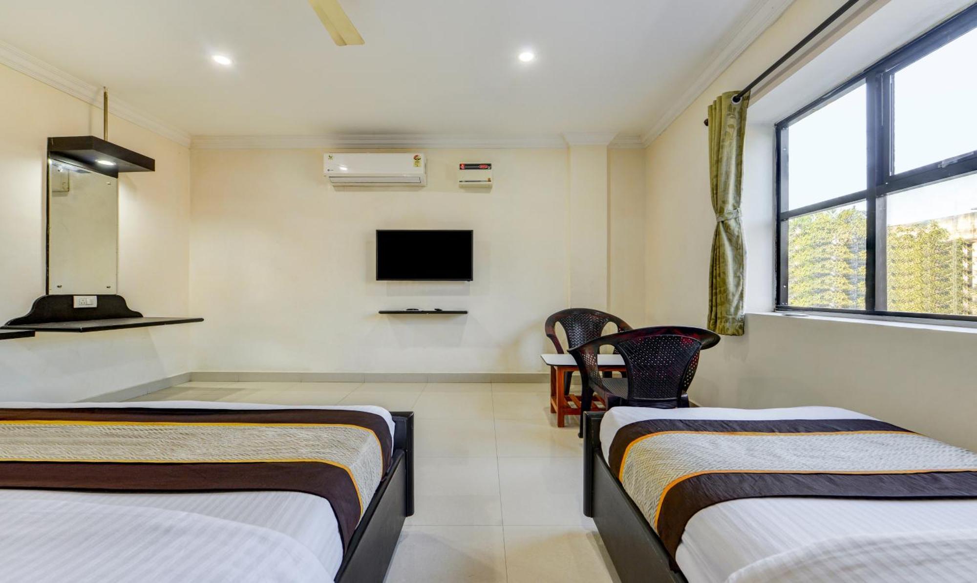 Hotel Salbala Inn - Near Airport Madras Buitenkant foto
