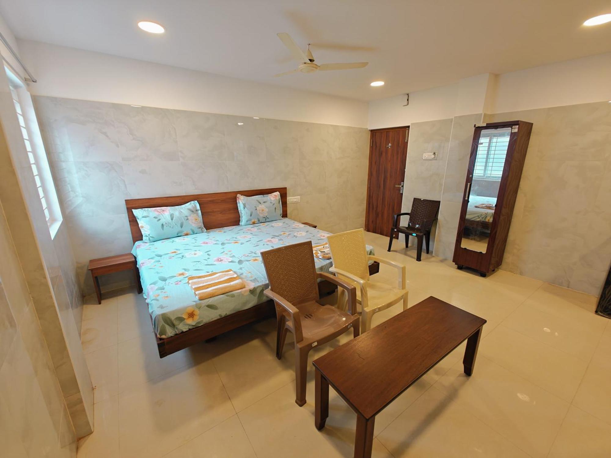 Hotel Salbala Inn - Near Airport Madras Buitenkant foto